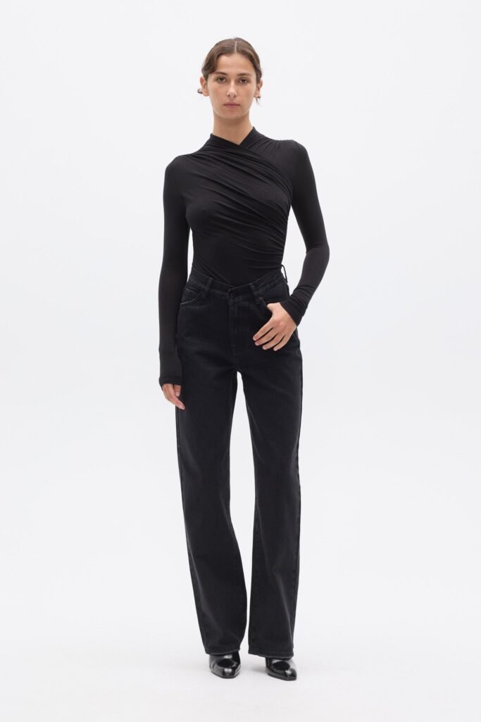 VERA JEAN - BACKSTAGE BLACK 1