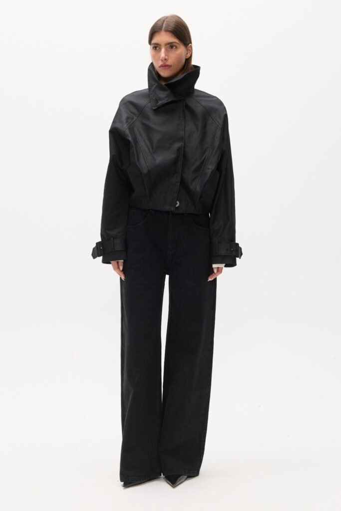 KOA CROPPED COAT - BLACK 1