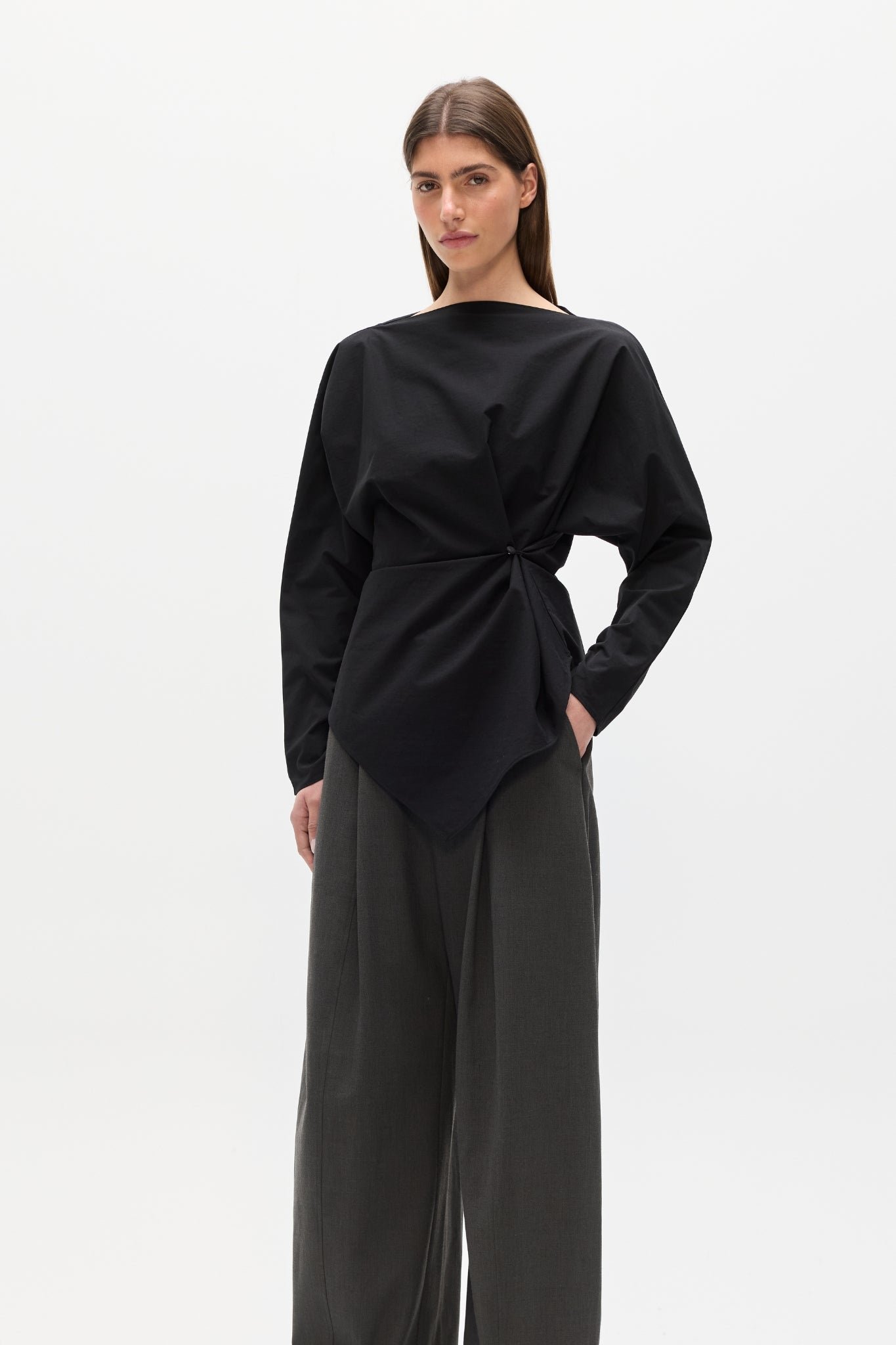 HALTHEA TOP - BLACK 2
