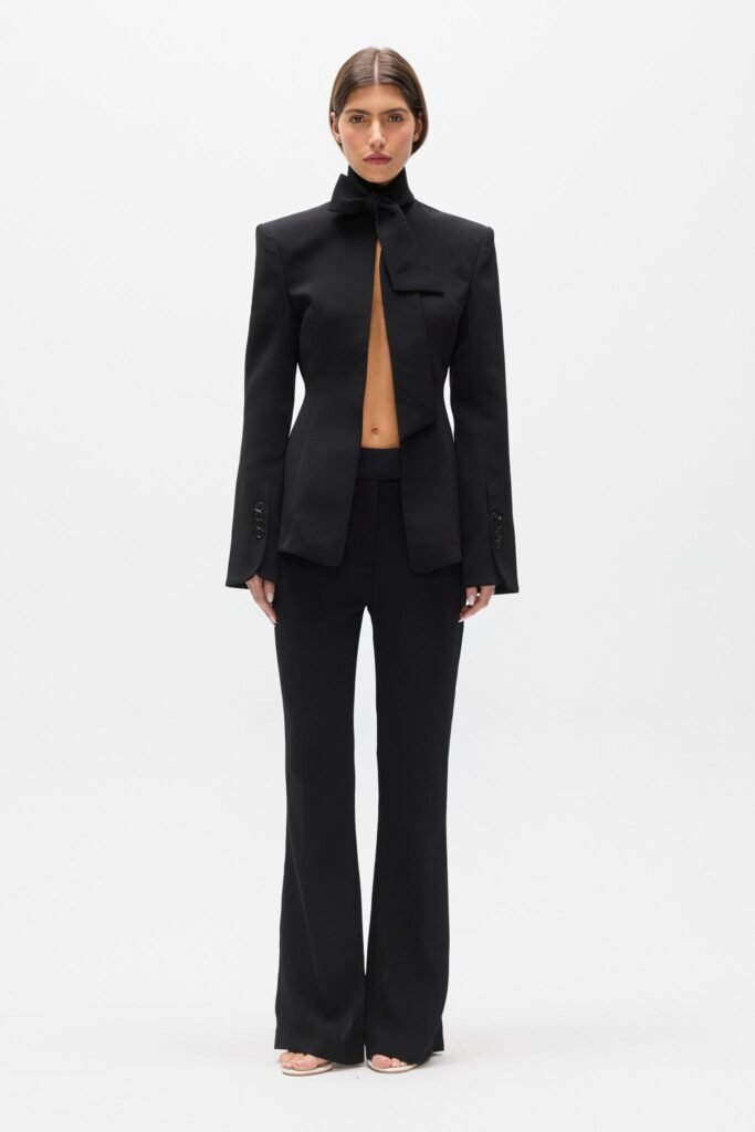 STORM BLAZER - BLACK 1