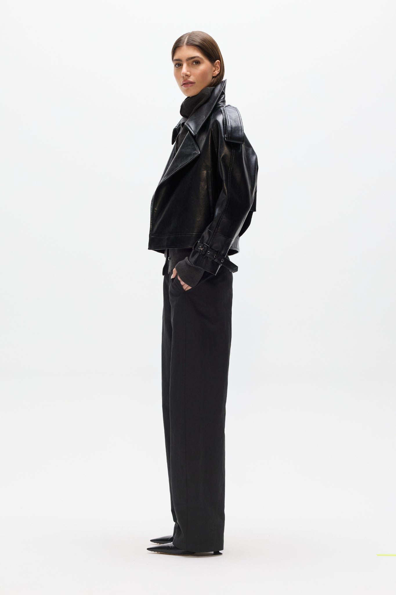 KNOX BOMBER - BLACK 3