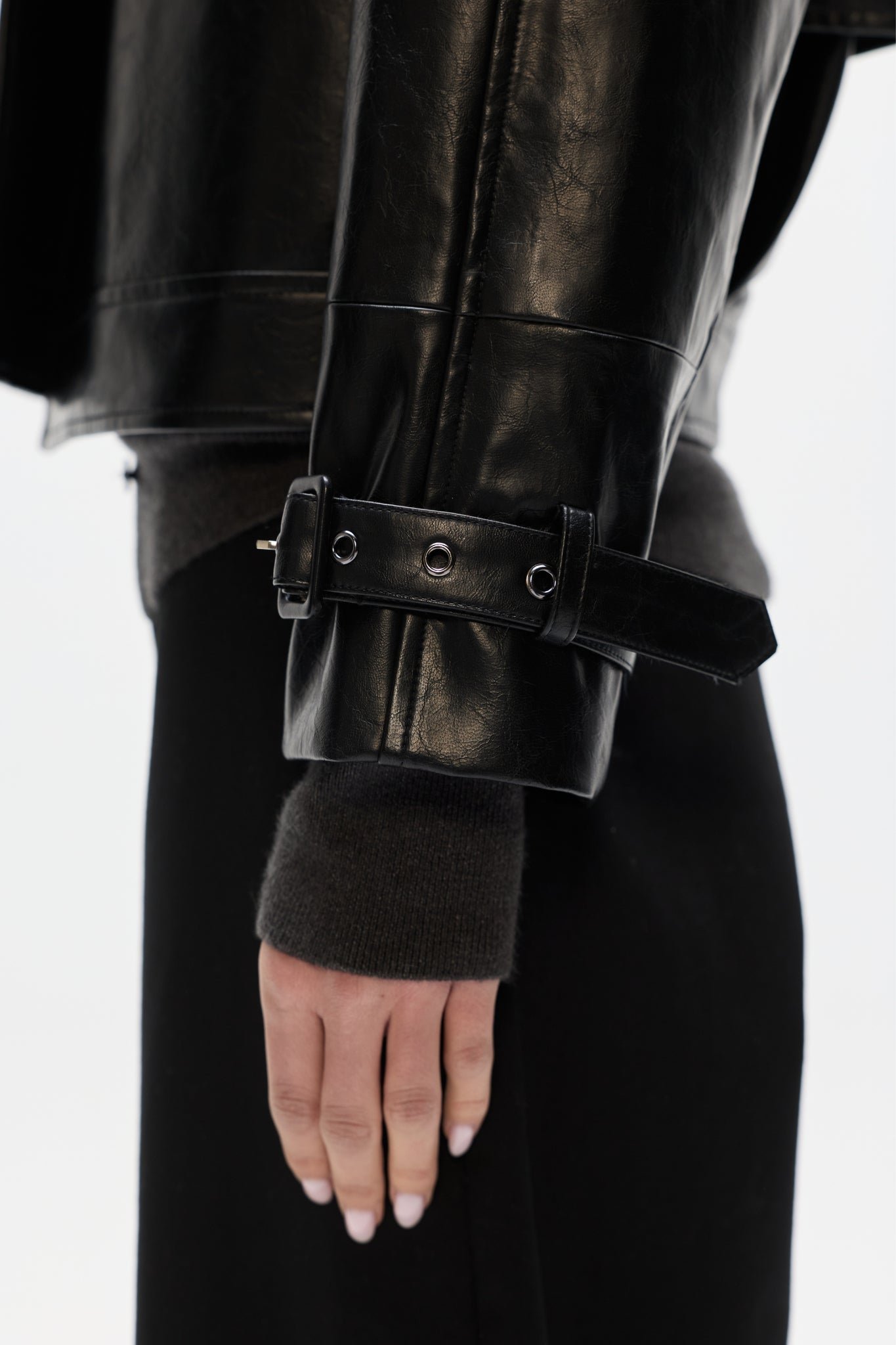 KNOX BOMBER - BLACK 4