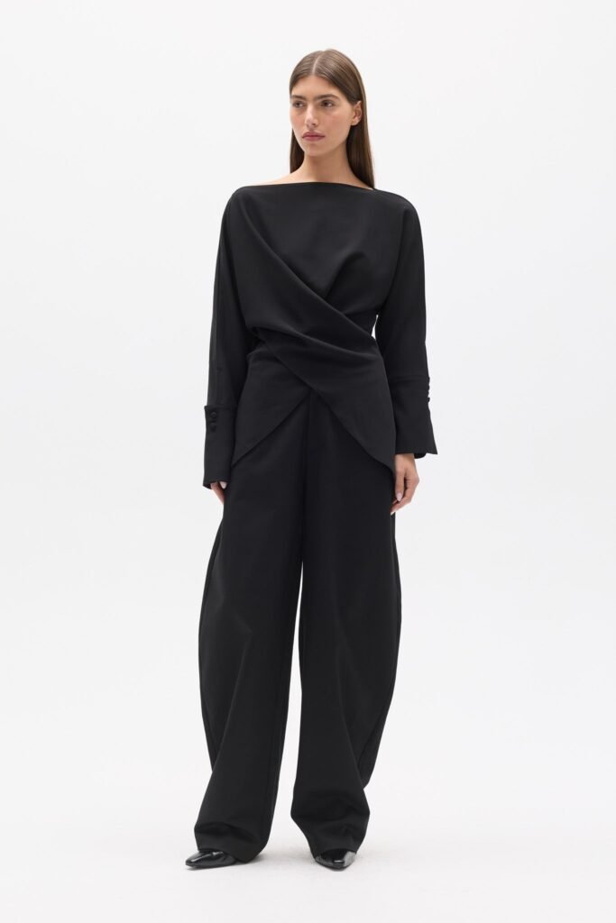 NOVALYN TOP - BLACK 1